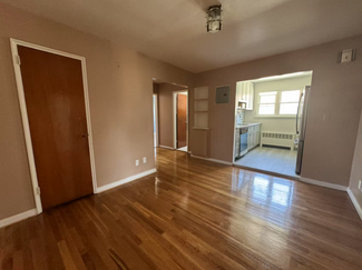 3225 Country Club Rd Unit 2, The Bronx, NY 10465