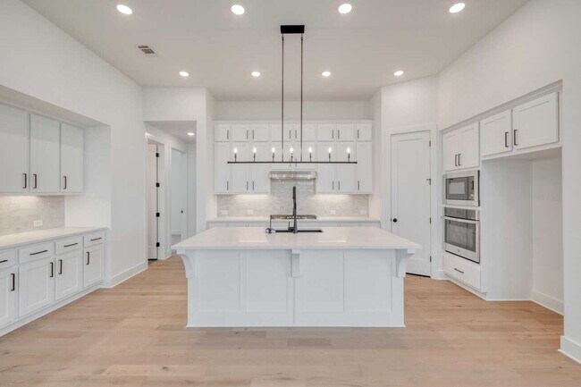 3217 Moon Ridge Rd, Georgetown, TX 78628 - photo 4