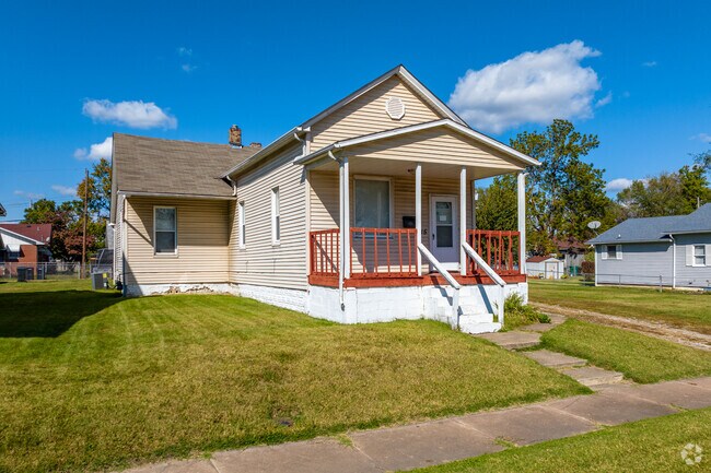 Venice’s well-kept homes reflect the strong values and community spirit of its residents.