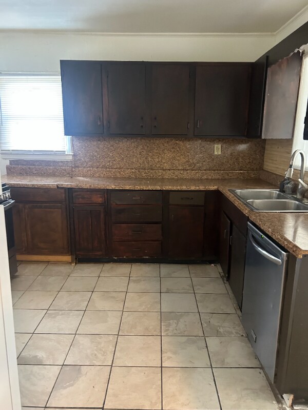 2132 Donald Lee Hollowell Pkwy NW, Atlanta, GA 30318 - photo 7