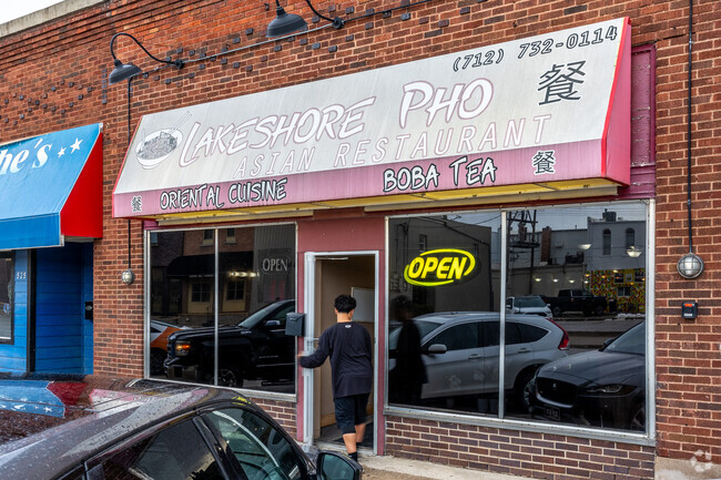 The diversity of Storm Lake's population is also reflected in the restaurants.
