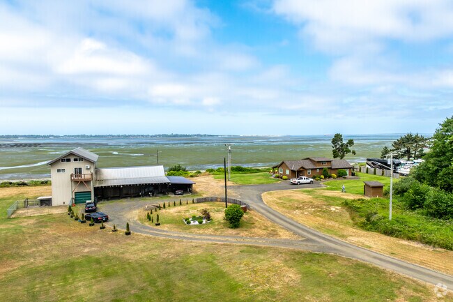 The calm North Bay waters make living along the Ocosta shores relaxing.