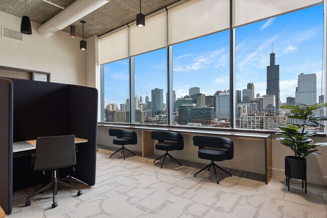 1044 W Van Buren St unit ID1029618P, Chicago, IL 60607 - photo 5