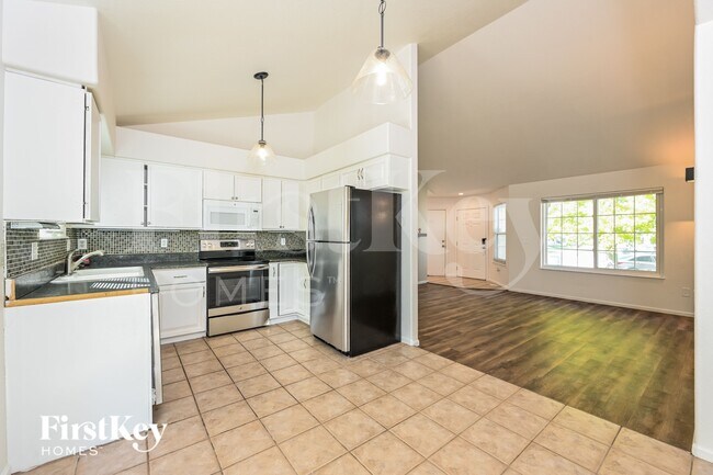 3373 Holly Hock Ct, Castle Rock, CO 80109 - photo 6