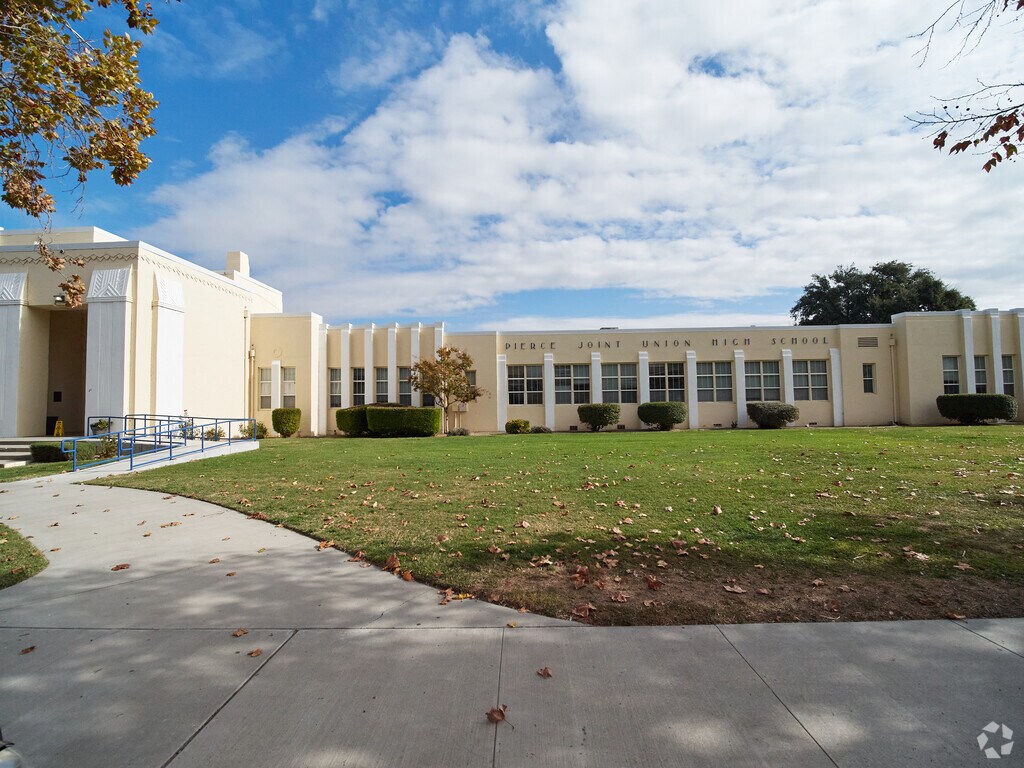 Pierce High School provides education in the neighborhood of 
Outlying Yolo.