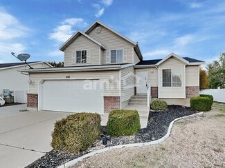 854 W 1300 N, Clinton, UT 84015