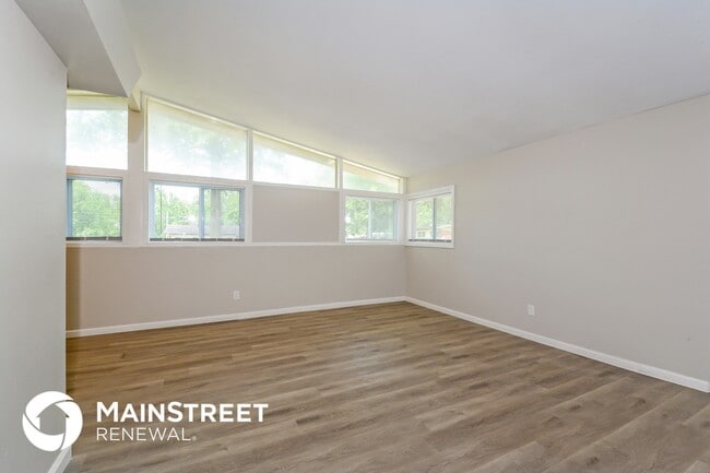 2380 St Catherine St, Florissant, MO 63033 - photo 3