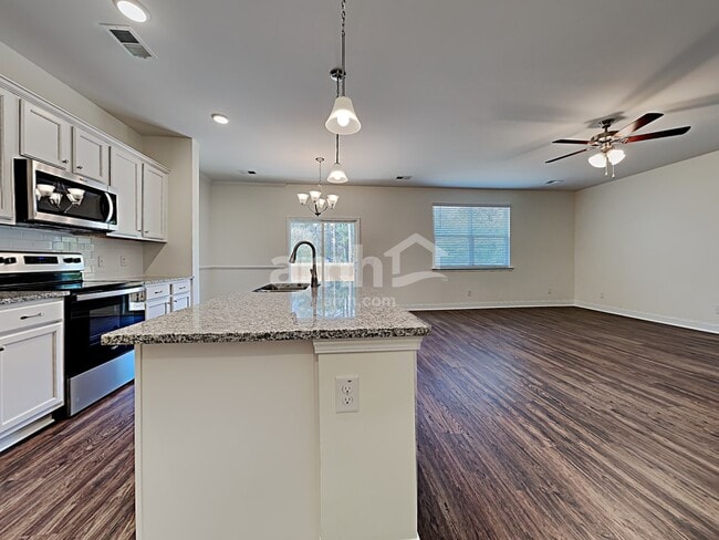 1828 Produce Ln, Johns Island, SC 29455 - photo 3