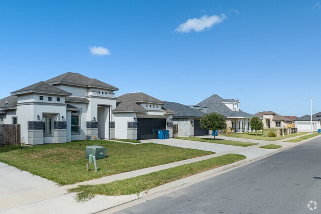 You can find a variety of architectural styles throughout the neighborhoods in Los Fresnos.