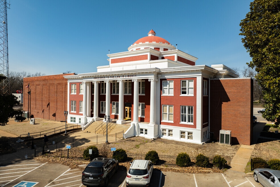 CP_Marion_1026107_P1_V1_CG_031425