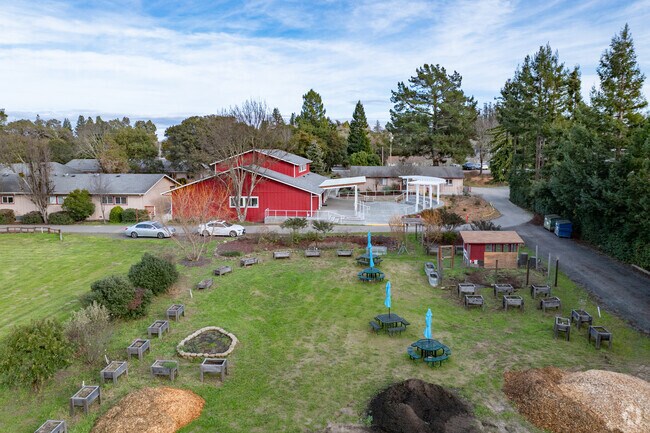 Your kids will enjoy learning in the inspiring atmosphere of Journey High School.