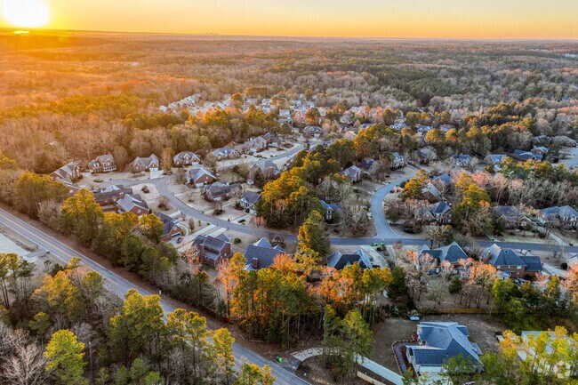 Ballentine homes that are not on the water enjoy a peaceful and warm sunrise.