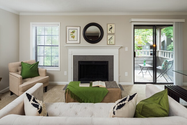 Calibre Lake, Smyrna, GA 30082 - photo 5