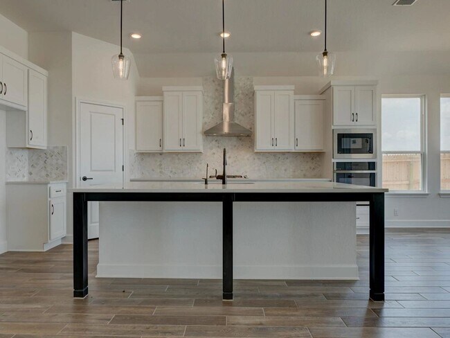 113 Annette Dr unit 36451157, Castroville, TX 78009 - photo 5