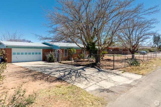 The quiet streets of Hacienda Acres are lined with homes, offering peaceful living.