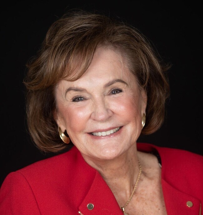 Joanne Stone