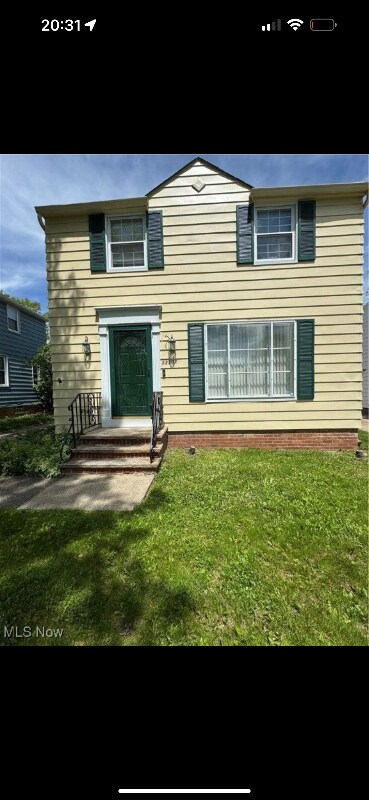13307 Thraves Rd, Garfield Heights, OH 44125