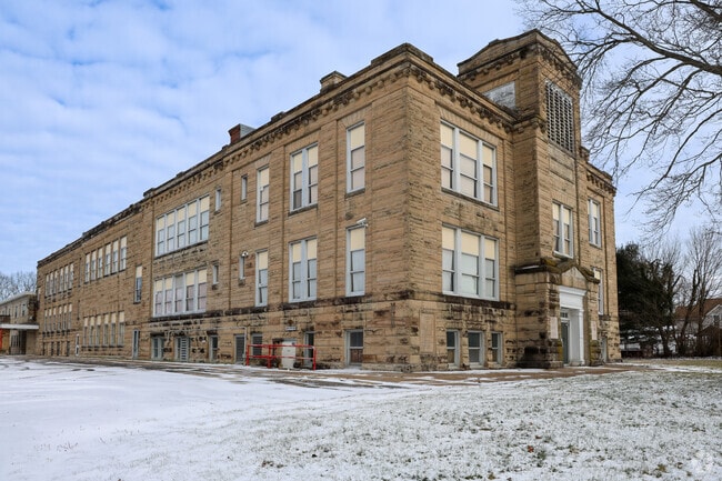 South Amherst Middle School, Amherst