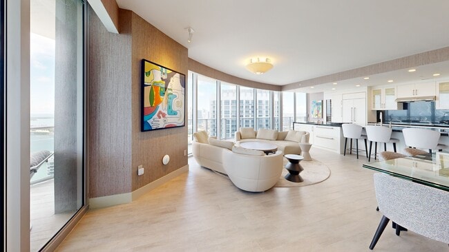 Aria on the Bay unit 5012, Miami, FL 33132 - photo 2