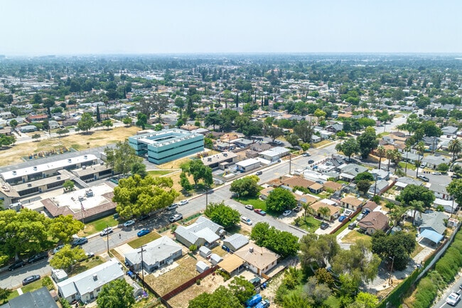 Nestled seamlessly among the homes of Wilson, Wilson Elementary School creates a harmonious and vibrant community.