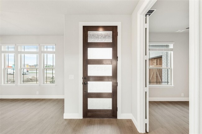 2618 Waterfall Ct, Venus, TX 76084 - photo 5