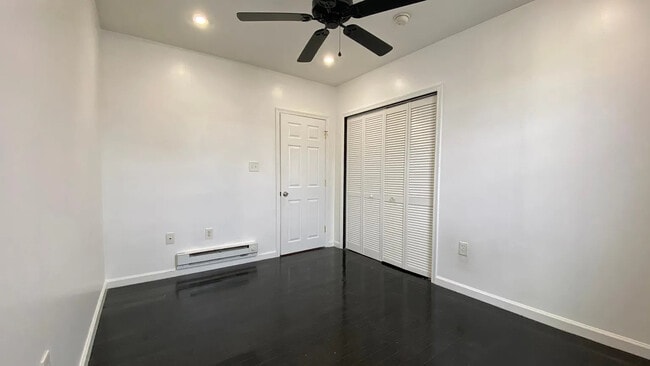 2111 S 15th St, Philadelphia, PA 19145 - photo 6