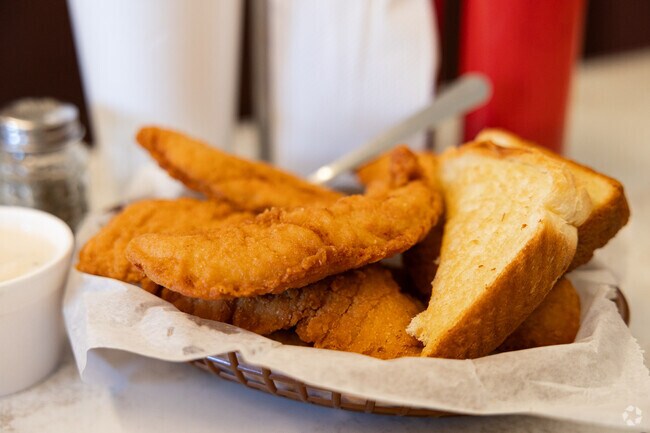 Union City locals visit Dairy Mart for their chicken tenders and milk shakes.