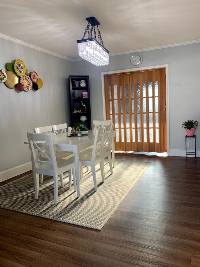 29 Cardinal Ave, Albany, NY 12208 - photo 5