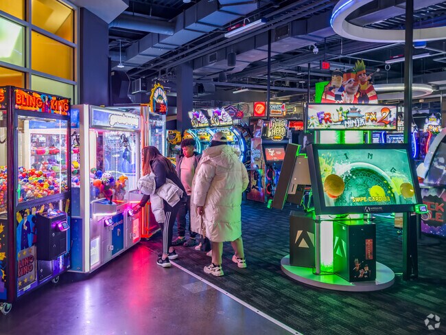 Step into a world of entertainment at Franconia's premier arcade destination.