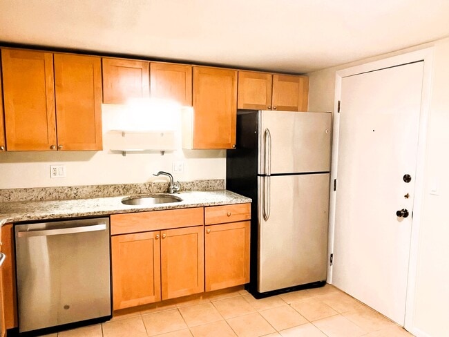 870 Haverhill St, Rowley, MA 01969 - photo 2