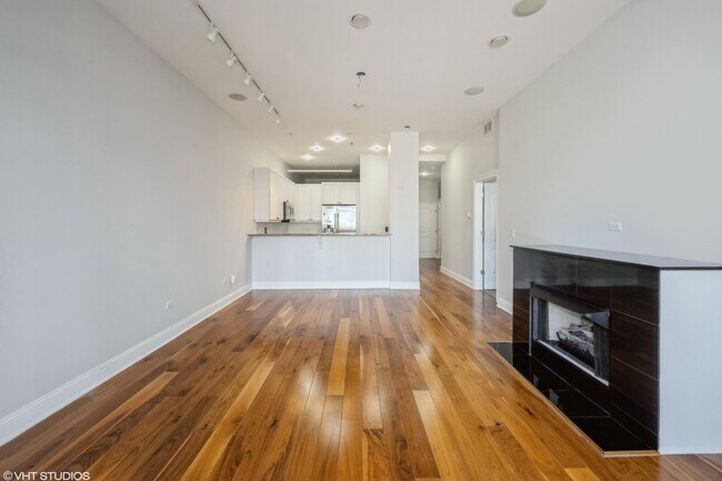 1111 S Wabash Ave unit 23D, Chicago, IL 60605 - photo 2