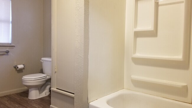 609 6th St unit 3, Blanket, TX 76432 - photo 5