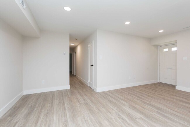 Lakeview Terrace, Fairless Hills, PA 19030 - photo 5