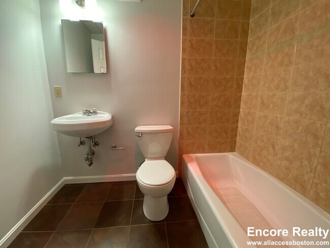 77 Park Dr unit F, Boston, MA 02215 - photo 7