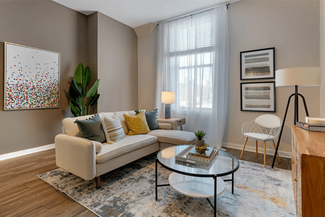 250 E 6th St E, Saint Paul, MN 55101