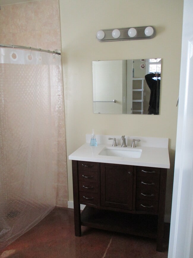 488 Fm 1441 unit Yellow, Bastrop, TX 78602 - photo 7