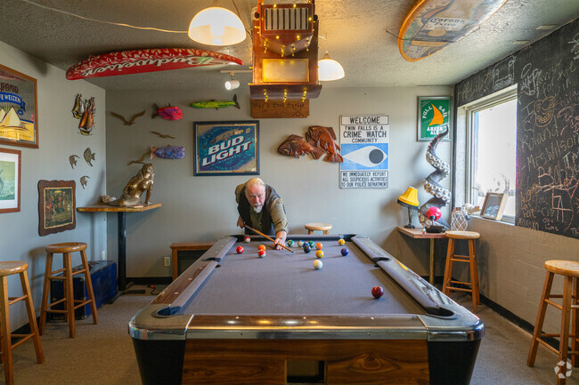Tide Pool Pub & Pool is a great place to hangout for pool and pizza on a stormy or sunny day.