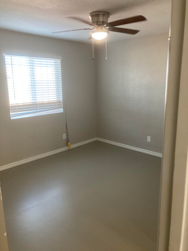 2723 E Southgate Ave unit 102, Phoenix, AZ 85040 - photo 5