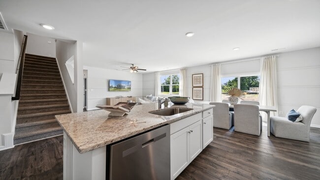 3019 Dalton Cir, Suffolk, VA 23435 - photo 6