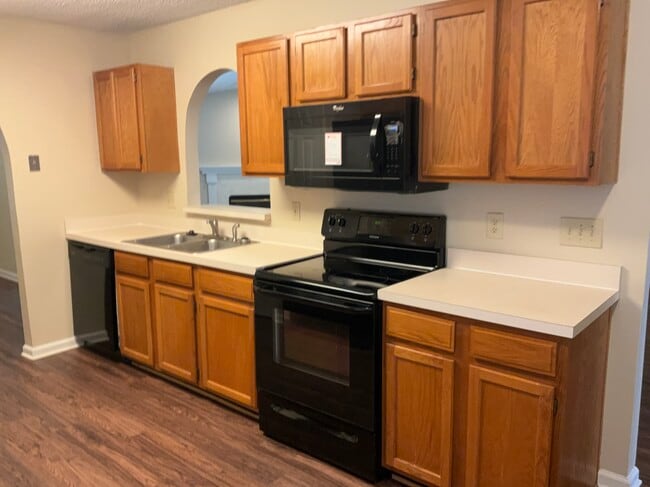 7691 Enderby Ave E, Jacksonville, FL 32244 - photo 2