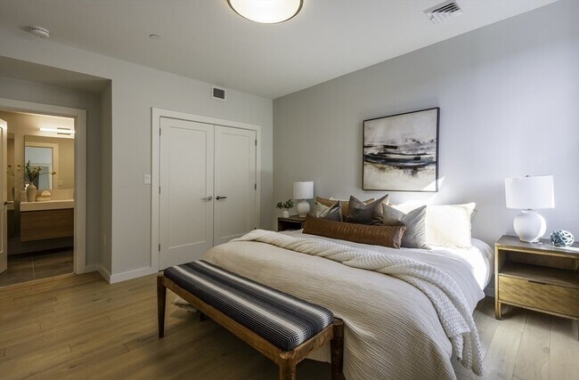 26 Bow St unit 2I, Somerville, MA 02143 - photo 6