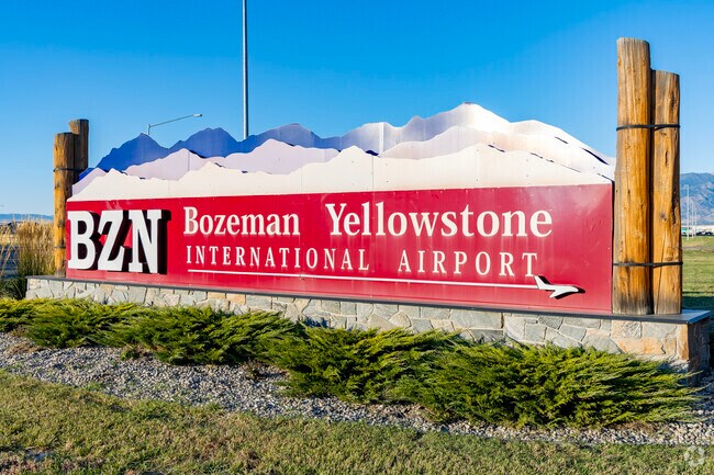 The Bozeman Yellowstone International Airport is a small airpot near King Arthur Park.