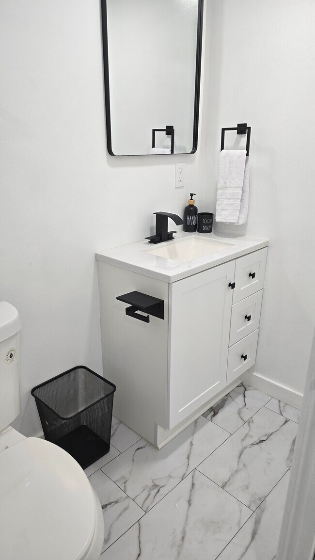 19353 SW 103rd Ct, Cutler Bay, FL 33157 - photo 5