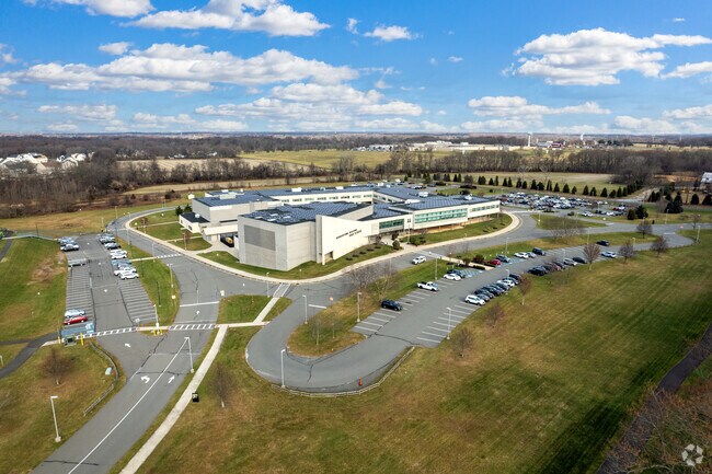 Bordentown Regional High School has a student-teacher ratio of 13-1.