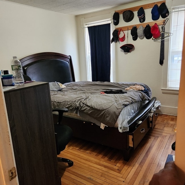 213 Lincoln St unit 3, Worcester, MA 01605 - photo 3