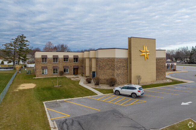 Fort Wayne's Blackhawk Christian teaches grades PK, K-12.