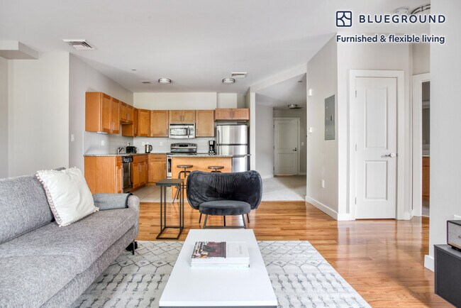 632 Massachusetts Ave unit FL2-ID764, Cambridge, MA 02139 - photo 3