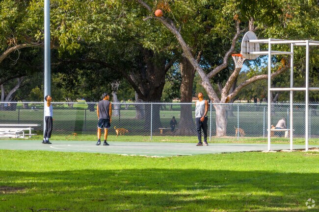 Max Starcke Park has a number of pavilions that can be rented for parties in Seguin.