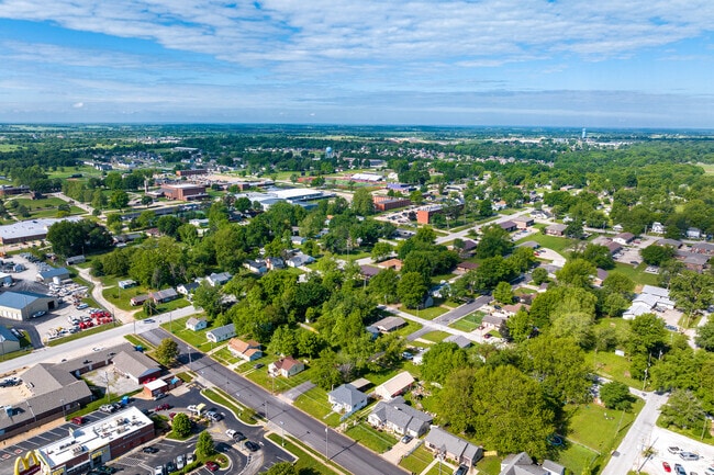Bolivar serves as the county seat for Polk County.