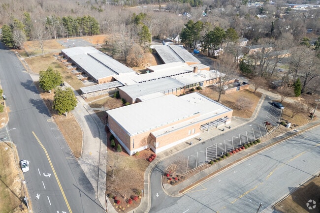 The Charles W Mccrary Elementary School campus in Asheboro.